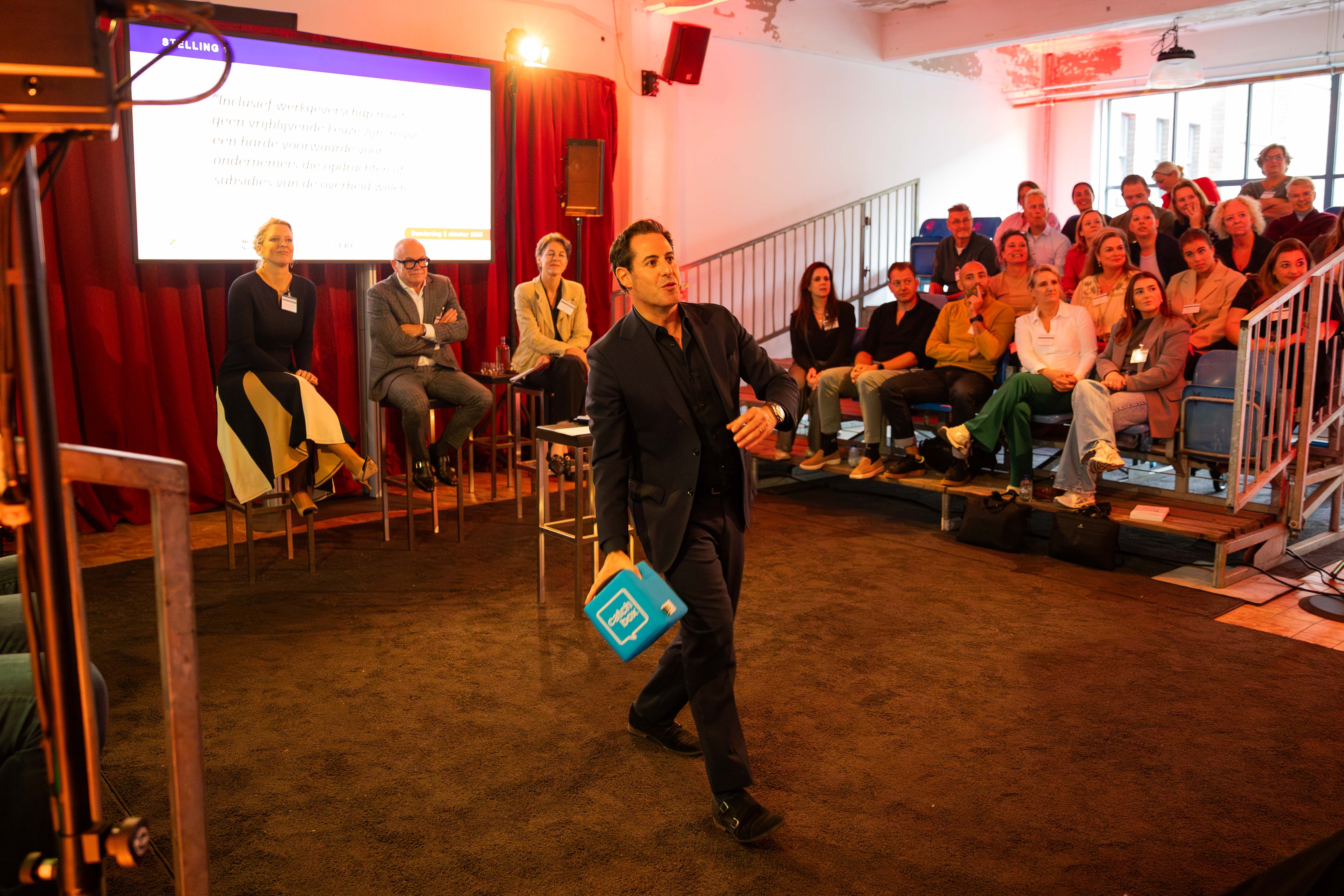 DXP WNB NOBW ATW 20251002 110